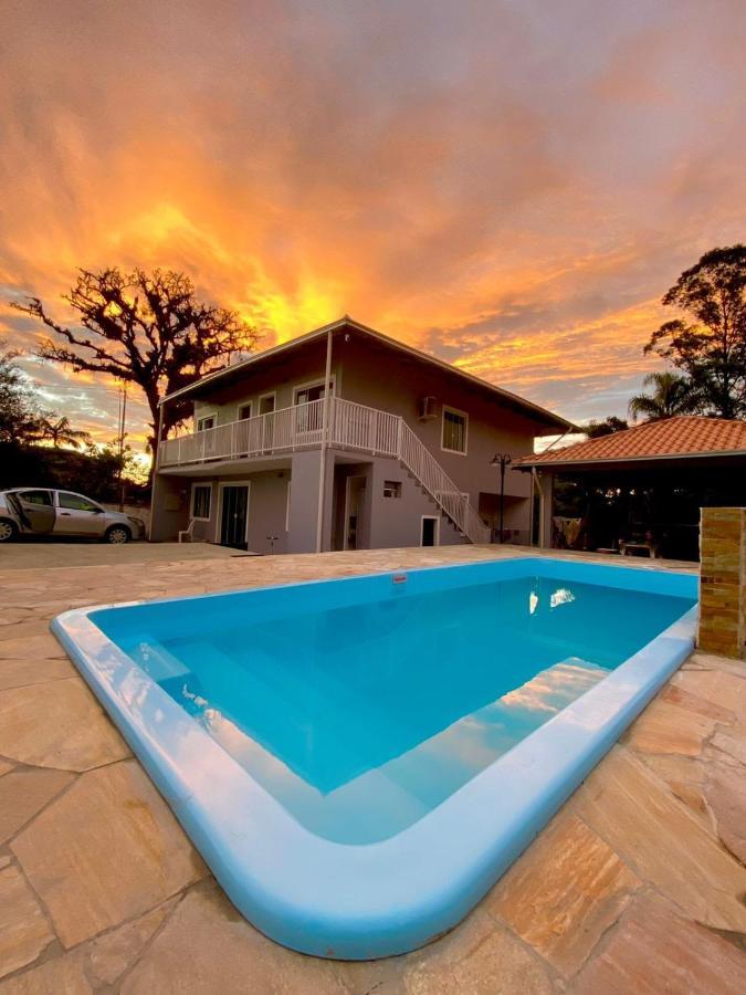 Apartamento em chácara próximo as praias com piscina e quiosque. Sao Francisco do Sul Exterior foto